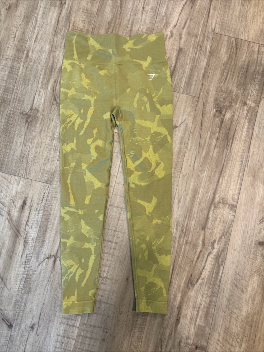 Gymshark Kids Olive Camo Seamless Leggings - Yellow Green